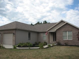 209 E Quail Dr, Oxford, IN 47971