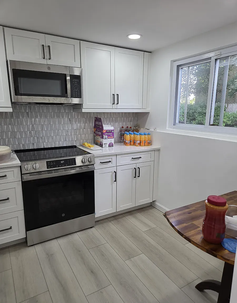 1 bed, 650 sqft, $2,500 — Photo 1