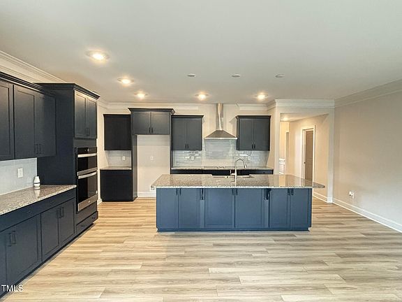 5th image of 200 Ironwood Blvd