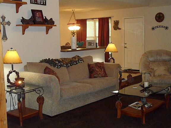 Light Bright Huge Family Room