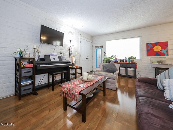 5th image of 6701 E Calle La Paz