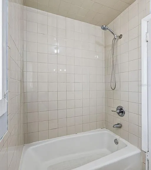 6802 Larmon St — Photo 15