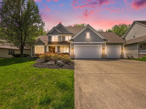 7903 Meadowood Dr, Hudsonville, MI 49426