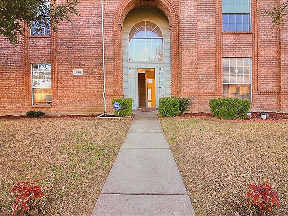 3rd image of 226 Matlock Meadow Dr