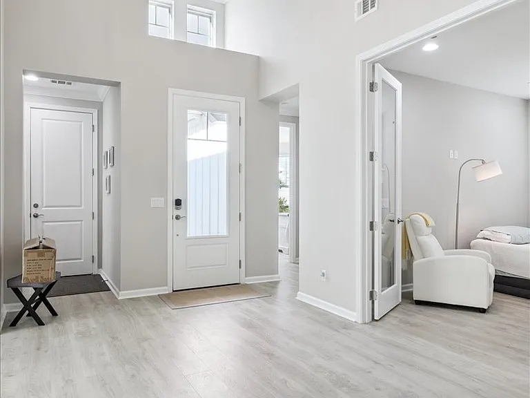 731 Harborside Dr — Photo 5