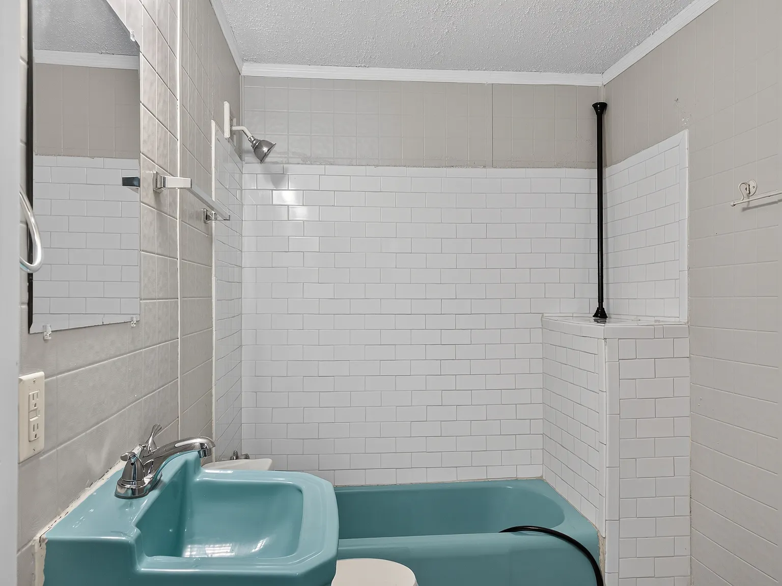 1 bed, 800 sqft, $850 — Photo 3