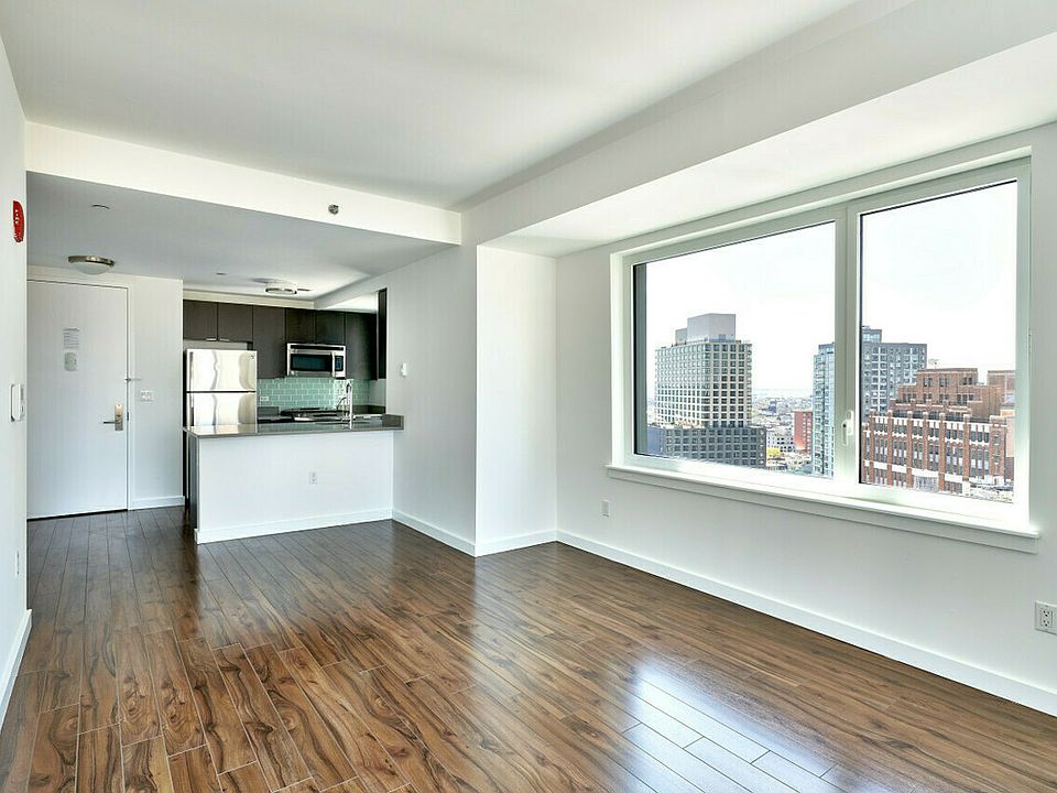 1st image of 7 Dekalb Ave APT 15P