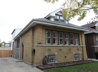 3718 N Whipple St, Chicago, IL 60618