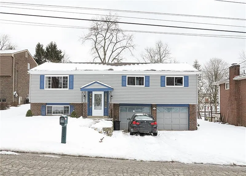 10 Kiltie Dr photo 1