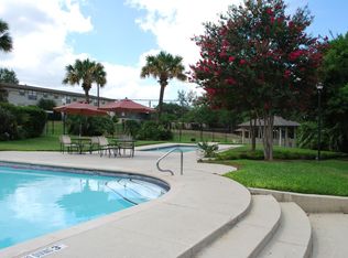 428 Cloverleaf Ave APT 1, San Antonio, TX 78209