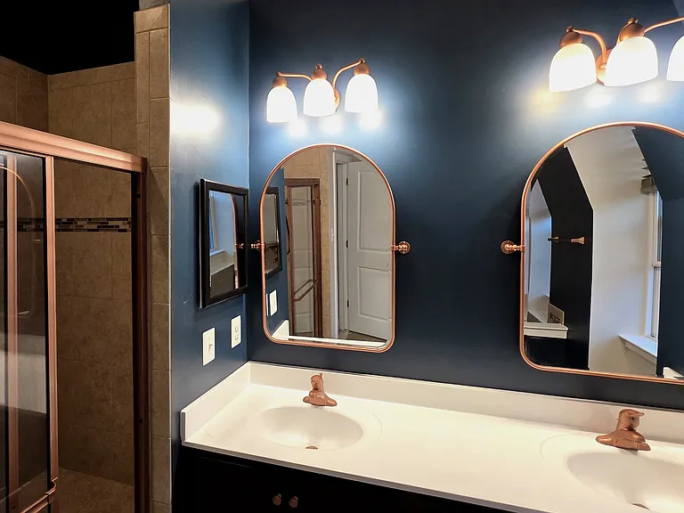 Ensuite