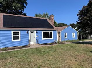 163 Morse Ave, Warwick, RI 02886