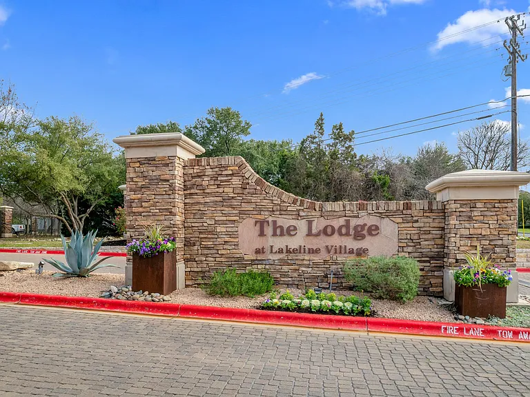 Welcome to The Lodge at Lakeline Village