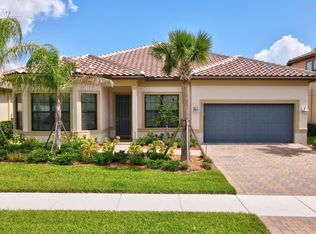 671 SE Villandry Way, Port Saint Lucie, FL 34984