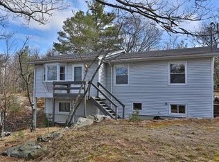 10 Vale Rd, Wakefield, MA 01880
