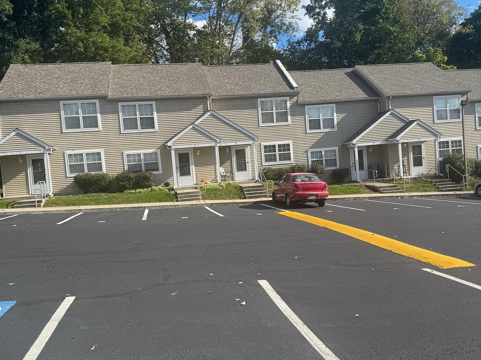 2 bed, 920 sqft, $1,226 — Photo 4
