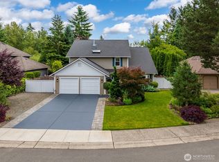 21227 SE 29th St, Sammamish, WA