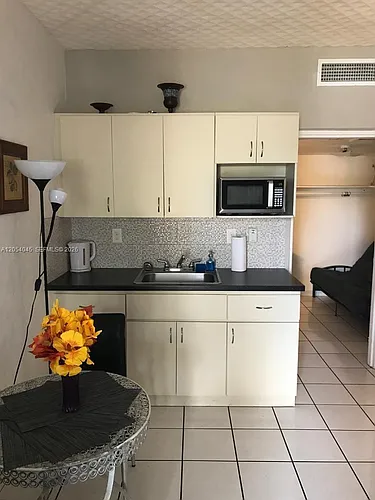 26 Diplomat Pkwy Photo 1