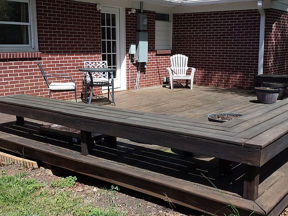 2nd image of 862 Crouch Dr