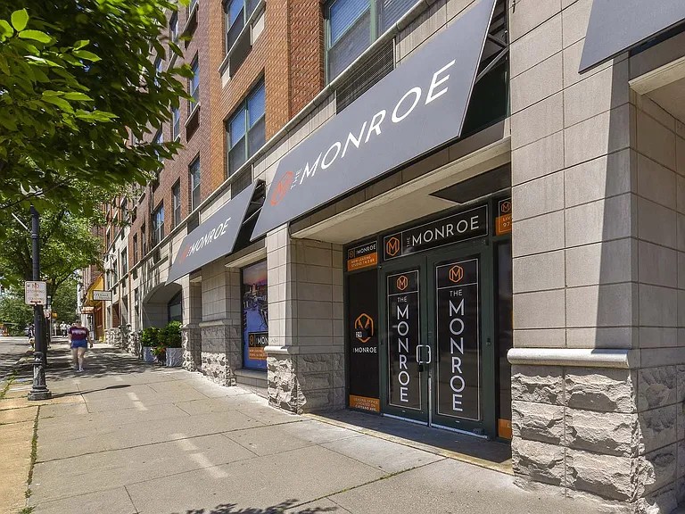 The Monroe Morristown — Photo 35