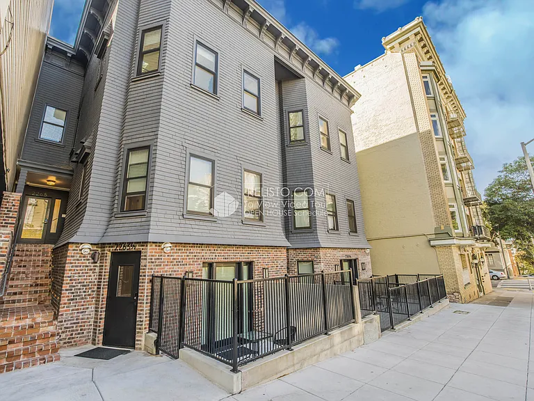 2263 1/2 Sacramento St #3 — Photo 17