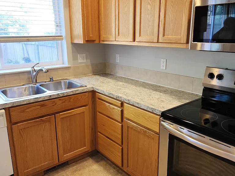 102nd Pl SW — Photo 12