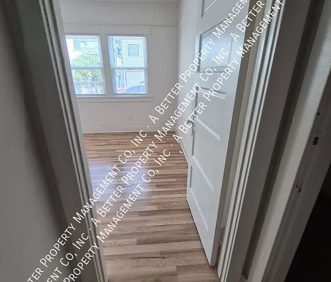 3038 E 3rd St — Photo 11
