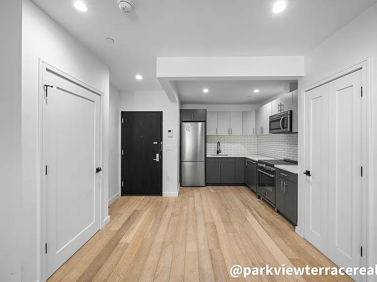 282 Eldert St #2C — Photo 22