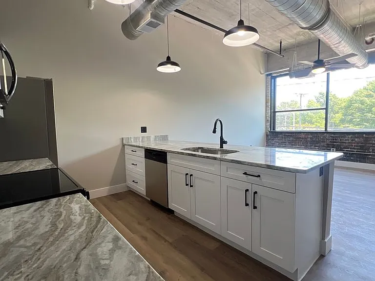 119 E Princess Anne Rd — Photo 156