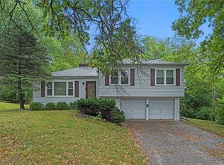 10907 Grandview Rd, Kansas City, MO 64137