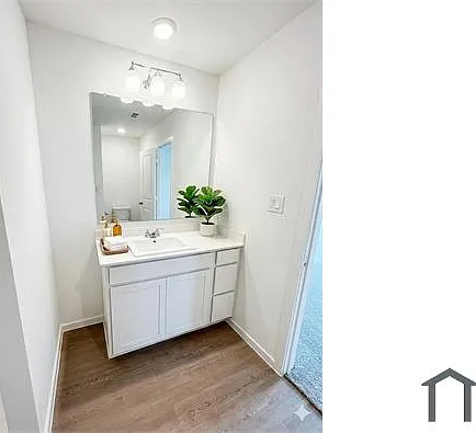 3012 Campeiro Ave — Photo 14