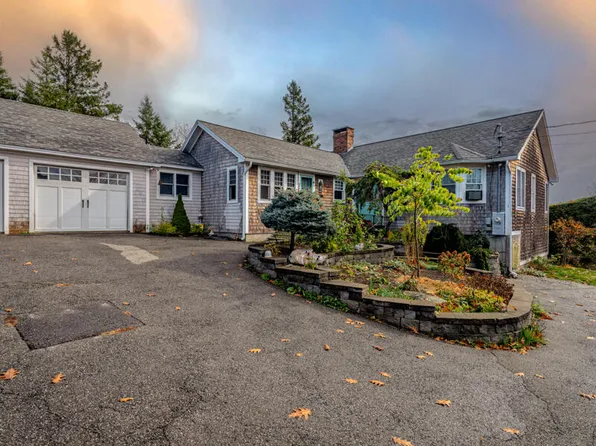 65 Bartlett Lane, South Thomaston, ME 04858