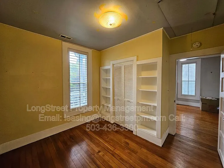 1734 SW Market St — Photo 14