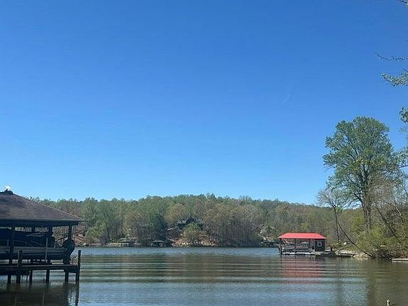 4th image of 5 Blackwater Landing Dr
