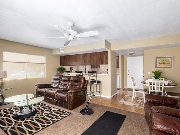 2nd image of 808 E Lawrence Ln Unit 103