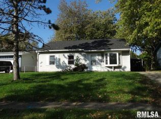 2241 Dunwich St, Springfield, IL 62702