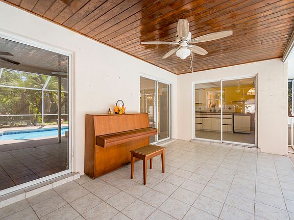 2nd image of 4168 Tee Rd