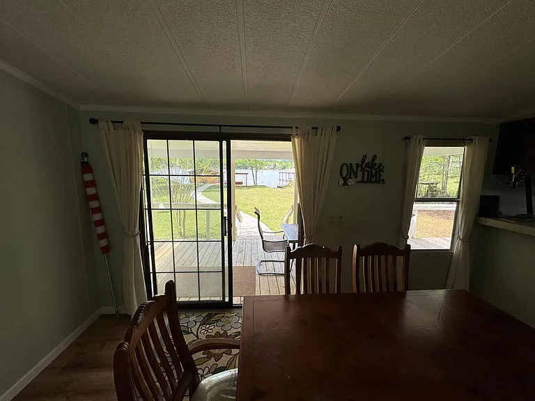 126 Village Ln — Photo 26