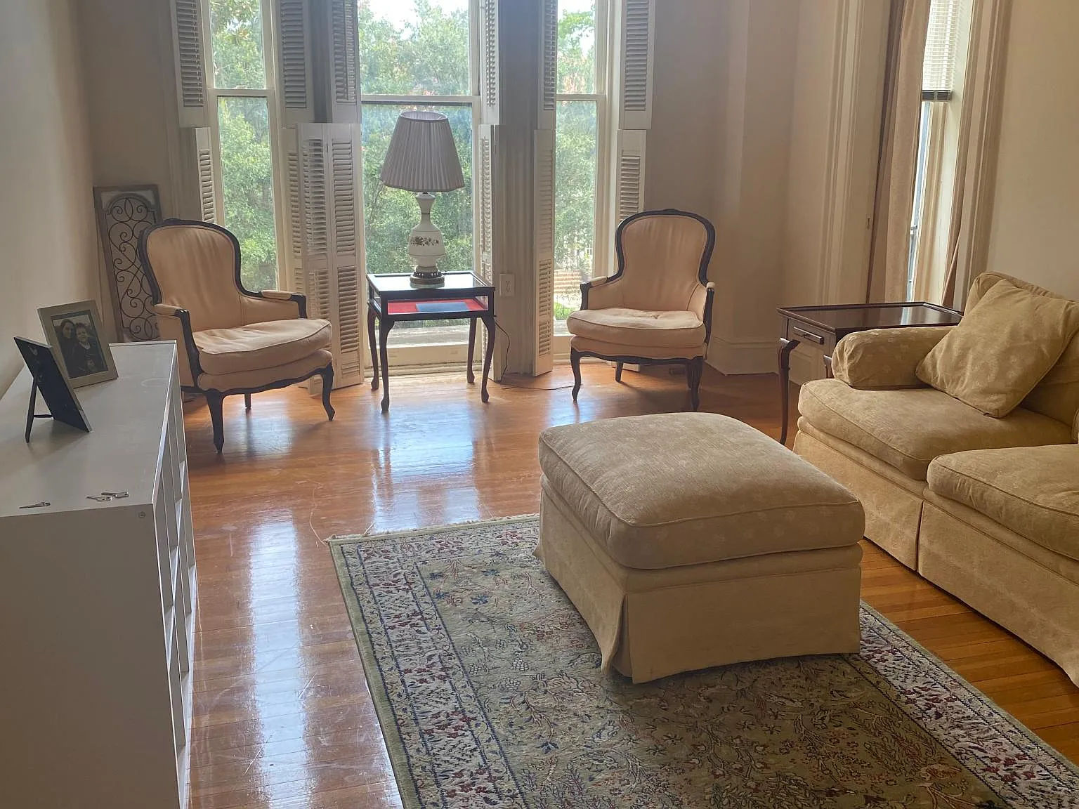 213 E Hall St — Photo 2