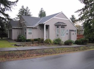 7501 SW Locust St, Portland, OR 97223