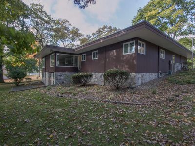 1085 Jenkins Dr, Fontana, WI, 53125