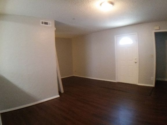 3rd image of 721 N Rockwell Ave APT A