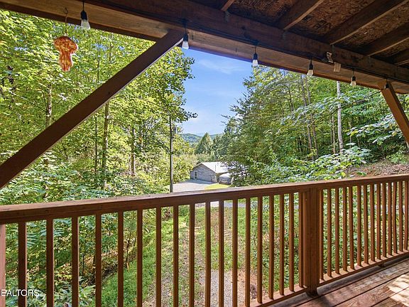 2nd image of 3609 Shady Way