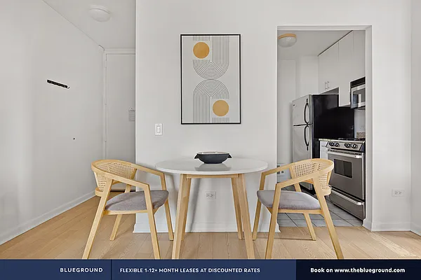 Rented by The Blueground | media 84