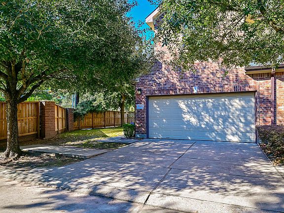 2nd image of 5203 Brinkman Ct