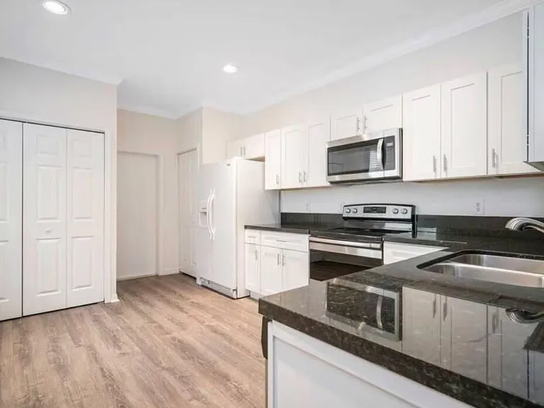 2166 Hacienda Ter — Photo 13