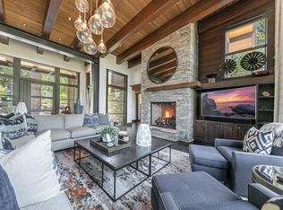 9500 Dunsmuir Way, Truckee, CA 96161