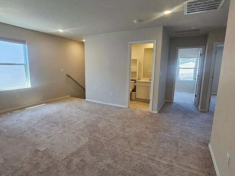 4268 SE Elijah Ct — Photo 11
