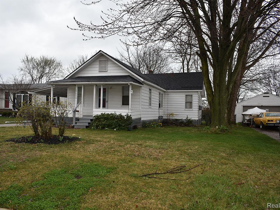 1st image of 27940 Florence St