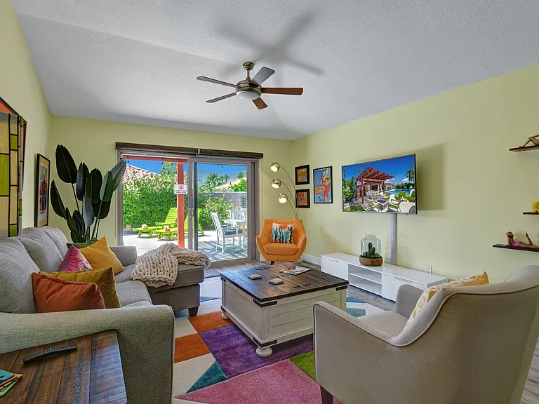 1457 E Adobe Way — Photo 6